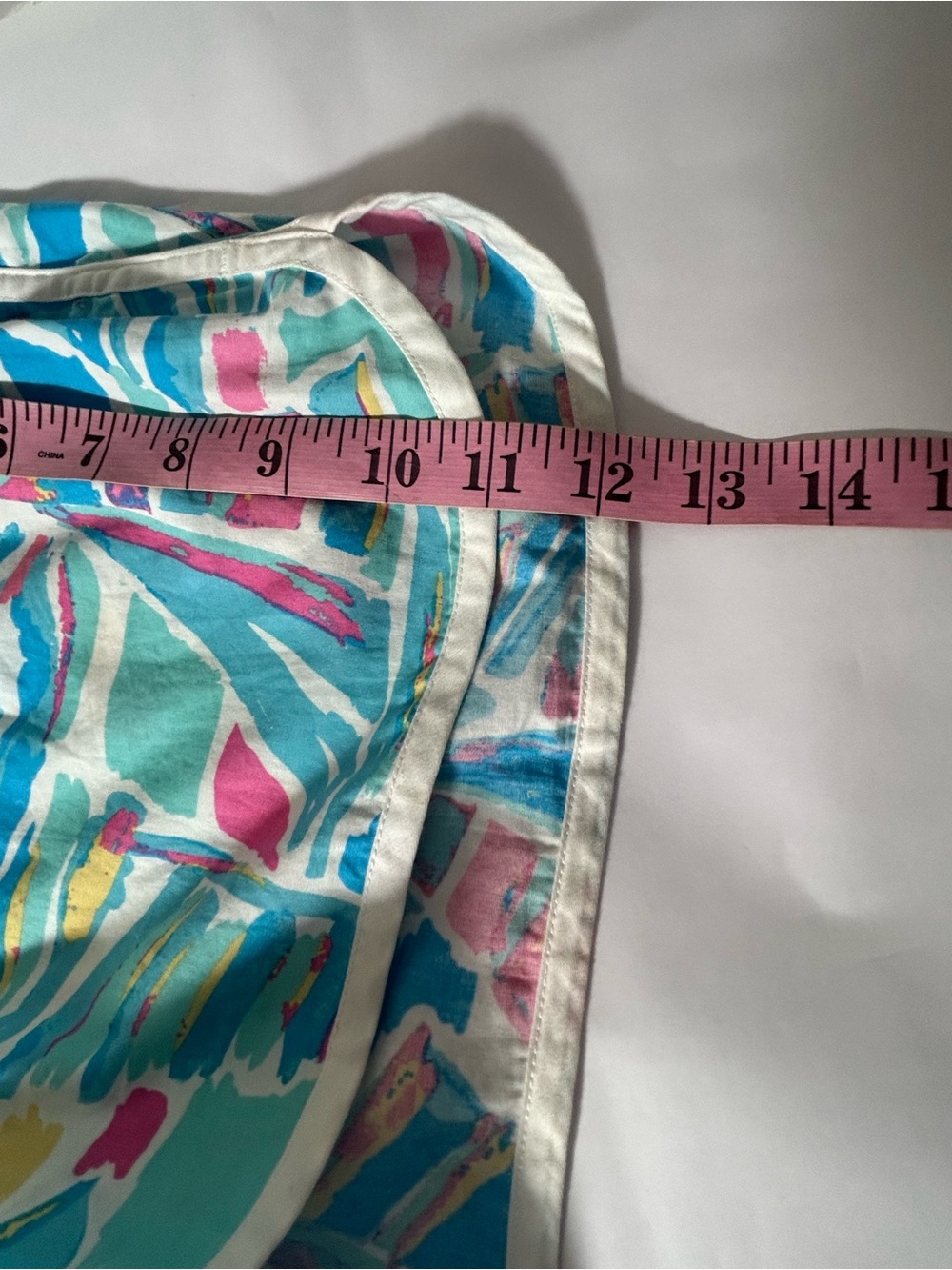 Chubbies Shorts Womens Size Large Colorful Coastal Beach Pool Vacation Comfort - Picture 8 of 9